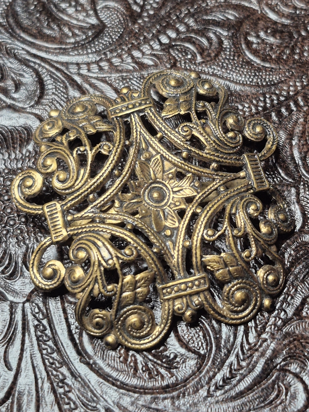 Vintage Ornate Filigree Belt Buckle - Antiqued Brass
